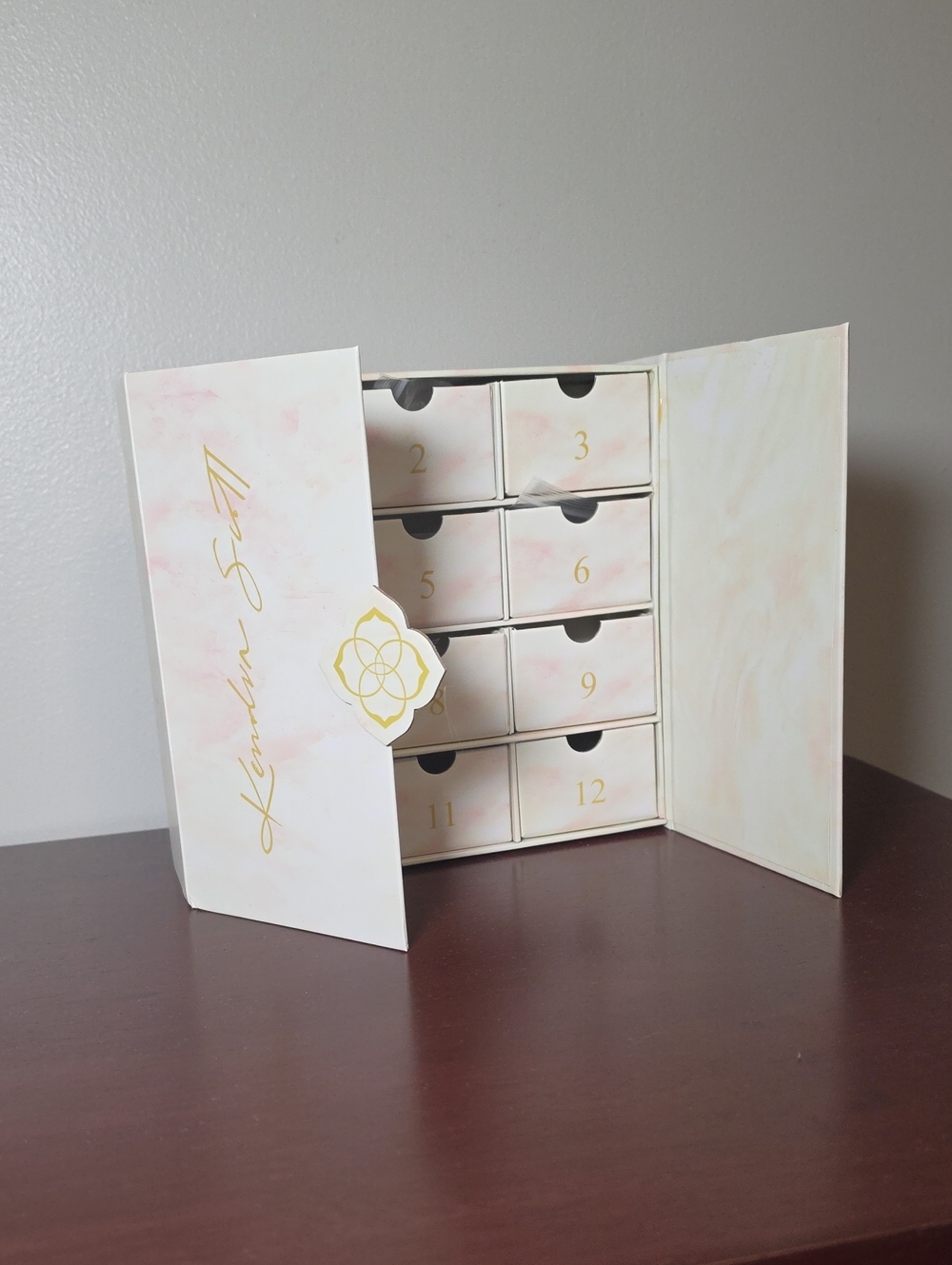 Kendra Scott Pink Marble 12-Drawer Jewelry Advent Calendar Organizer